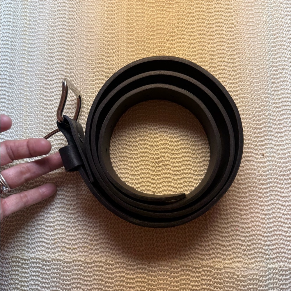 Carhartt Black Leather Men's Belt WB5509-M Size 46 - Picture 5 of 11